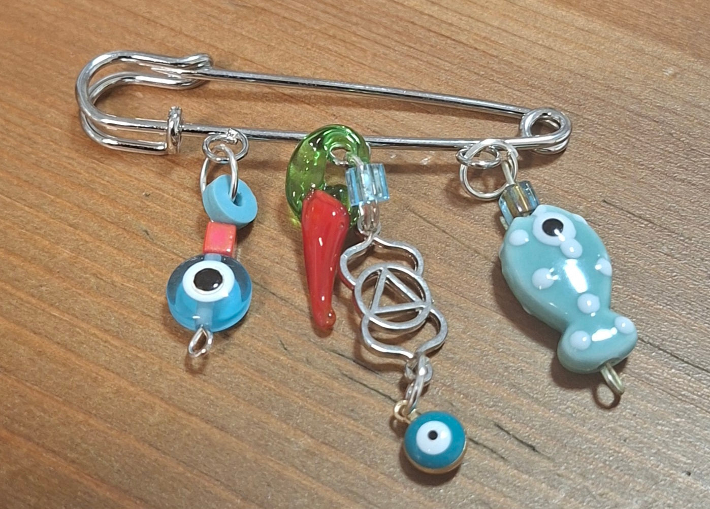 סיכה לעגלת התינוק/ת