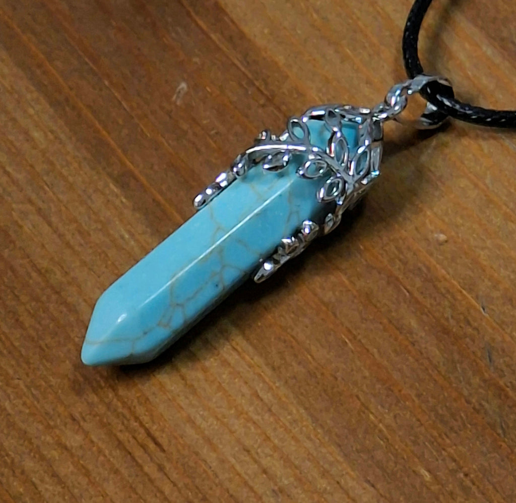 תליון אבן חן עם מתכת אל חלד